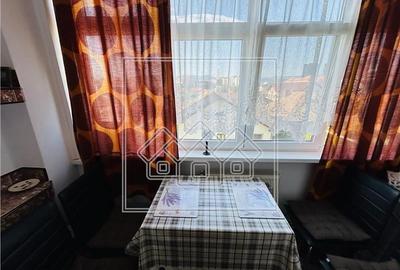 Apartament cu 2 camere decomandat în Calea Dumbrăvii - 13