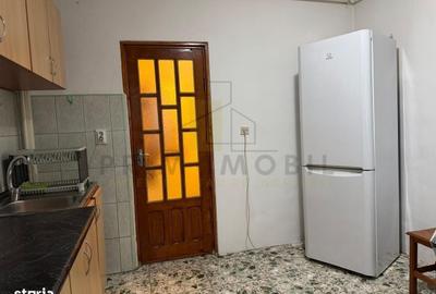 Apartament cu 2 camere decomandat în Gară