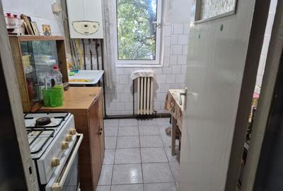 Apartament cu 2 camere decomandat în Alexandru cel Bun