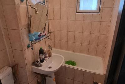 Apartament cu 2 camere decomandat în Tei - 3