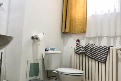 Apartament cu 2 camere decomandat, mobilat în Micro 5 - 9
