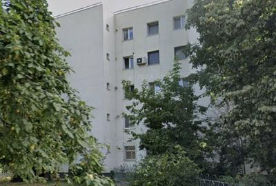Garsonieră în Titan - 1