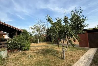 Casă cu 4 camere cu Teren 600 Mp în Moșnița Veche