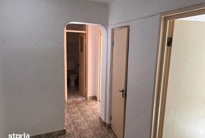 Apartament cu 2 camere decomandat în Obor