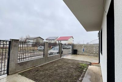 Casă cu 4 camere cu Teren 325 Mp în Domnești - 16