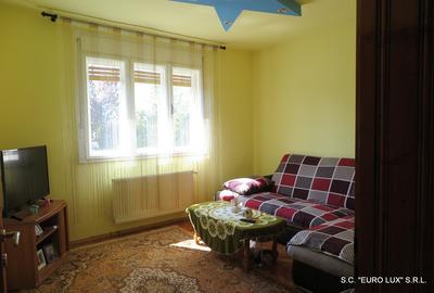 Casă cu 5 camere cu Teren 450 Mp în Grădiște - 3