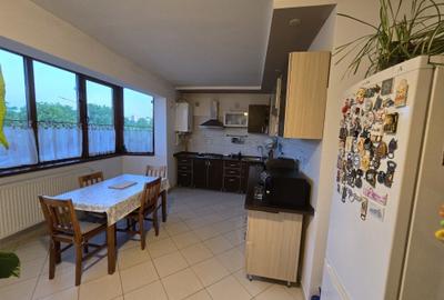 Apartament cu 4 camere decomandat în Horpaz - 2