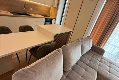 Apartament cu 3 camere decomandat în Băneasa