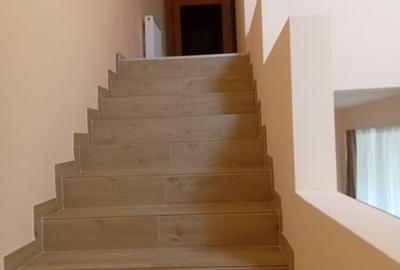 Apartament cu 3 camere în Central - 3