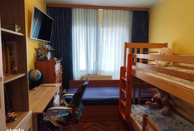 Apartament cu 3 camere semidecomandat în Astra - 4