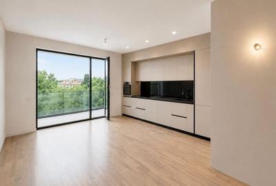 Apartament cu 3 camere decomandat, mobilat în Iancu Nicolae
