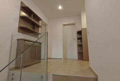 Casă cu 4 camere cu Teren 272 Mp în Central