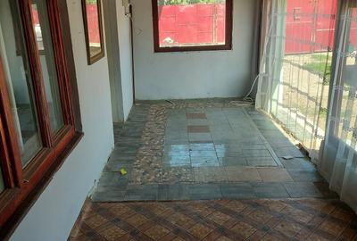 Casă cu 4 camere cu Teren 150 Mp în Zimandcuz - 1