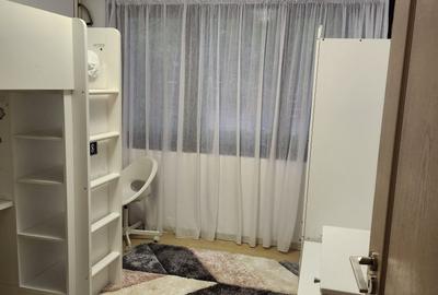 Apartament cu 3 camere semidecomandat în Cantemir - 1