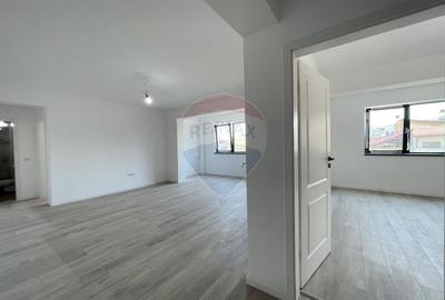 Apartament cu 3 camere semidecomandat în Brâncoveanu - 3