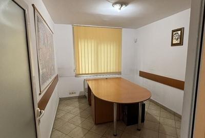 Spațiu comercial, de 78 mp, în Micro 11 - 3