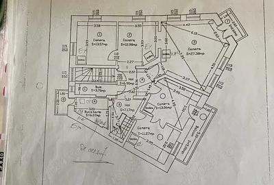 Apartament cu 5 camere decomandat în Armeneasca - 2