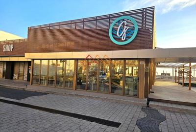 Spațiu comercial, de 875 mp, în Central