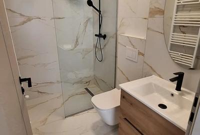 Apartament cu 3 camere semidecomandat în Central