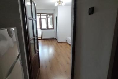 Garsonieră decomandată în Exterior Vest - 7