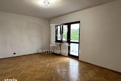 Apartament cu 3 camere decomandat în Cantemir - 15