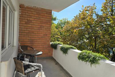 Apartament cu 2 camere decomandat, mobilat în Medicină