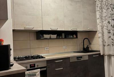 Apartament cu 4 camere semidecomandat în Central - 8