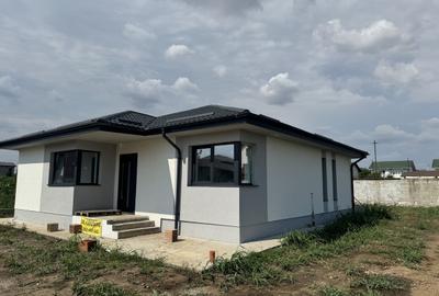 Casă cu 4 camere cu Teren 463 Mp în Berceni - 2