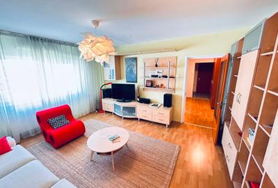 Apartament cu 3 camere decomandat în 13 Septembrie - 2