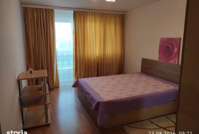 Apartament cu 3 camere în Văcăresti