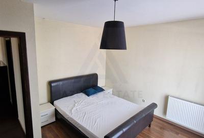 Apartament cu 3 camere în Calea Dumbrăvii