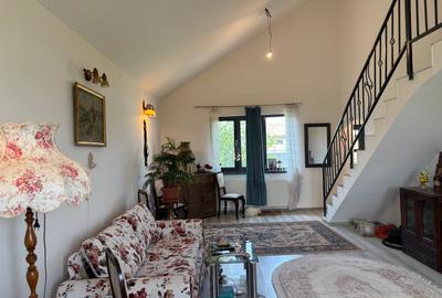 Casă cu 4 camere cu Teren 500 Mp în Central - 2