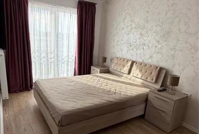 Apartament cu 2 camere decomandat, mobilat în Tractorul