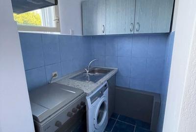 Apartament cu 3 camere semidecomandat în Central - 6
