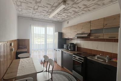 Apartament cu 2 camere decomandat în Central - 2