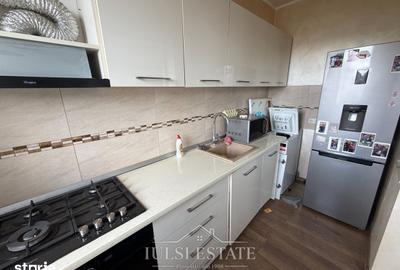 Apartament cu 3 camere decomandat în 9 Mai - 5