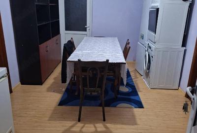 Casă cu Teren 1300 Mp în Central