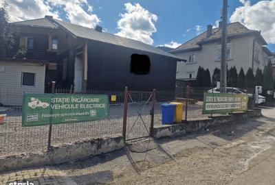 Casă cu 4 camere cu Teren 221 Mp în Central