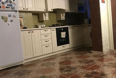 Apartament cu 3 camere decomandat în Fălticeni