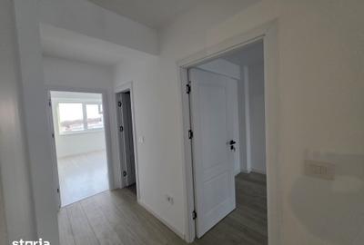 Apartament cu 2 camere decomandat în Canta