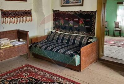 Casă cu Teren 2140 Mp în Delenii - 8