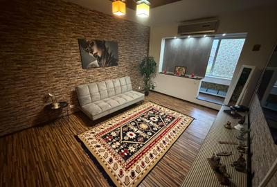 Apartament cu 2 camere decomandat în Titan