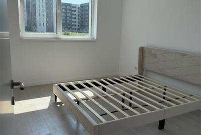 Apartament cu 3 camere decomandat în Berceni
