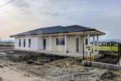 Casă individuală cu 4 camere cu Teren 275 Mp în Vorovești