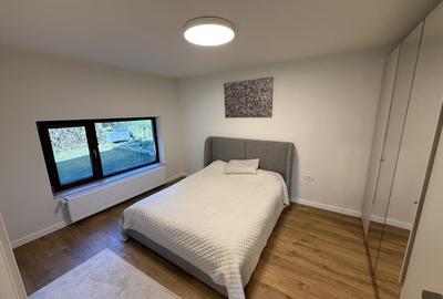Casă cu 5 camere cu Teren 900 Mp în Central