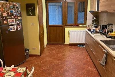Casă cu 7 camere cu Teren 257 Mp în Aviației - 10