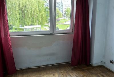 Apartament cu 3 camere semidecomandat în Central - 4
