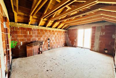 Casă individuală cu 5 camere cu Canalizare în Fughiu - 31