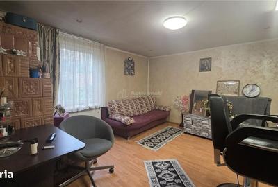 Casă cu 3 camere în Central