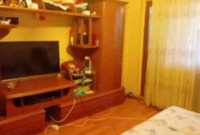Apartament cu 2 camere decomandat în Radu Negru - 3